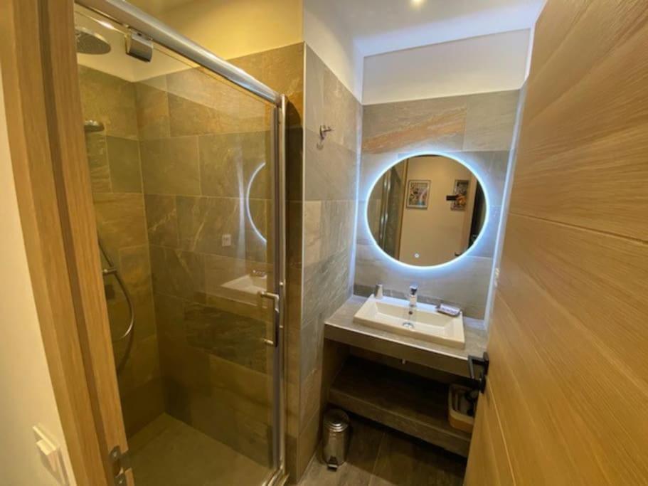 Villas Valinco San Martinu Corse Du Sud - Vue Et Proche Mer - Piscines-7 Chambres オルムト エクステリア 写真
